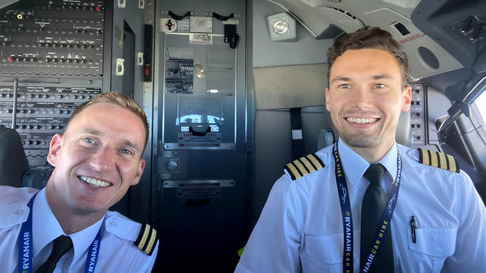 You are currently viewing Q&A: NEW 737 CAPTAIN, LUKAS EBERHARDT